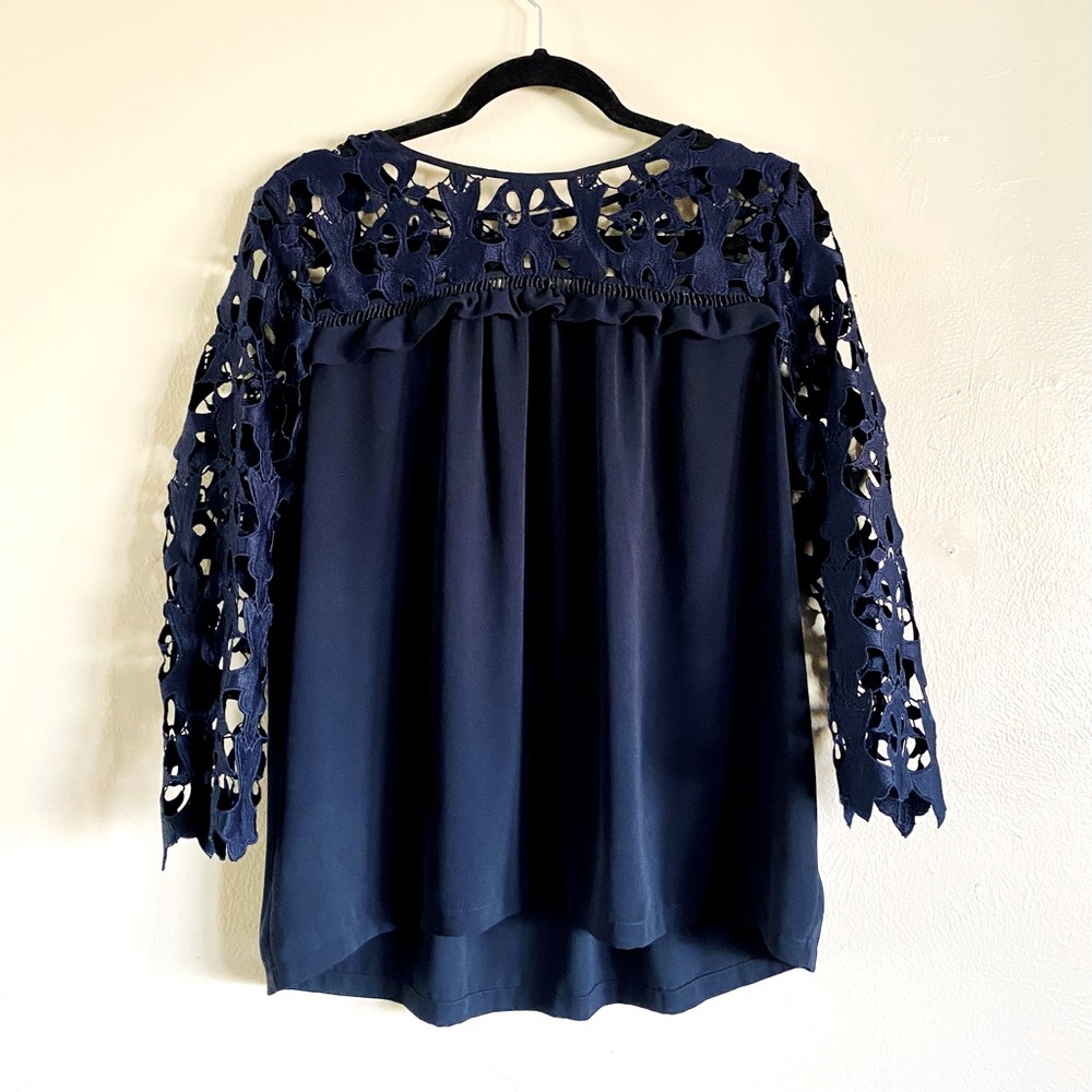 Ann Taylor LOFT‎ Navy Blue Embroidered Cutout Lace Sleeve Blouse Petite